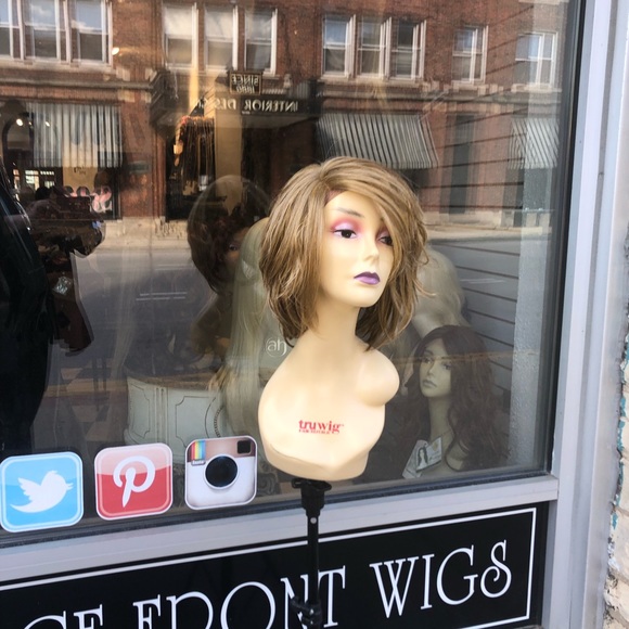 Blond is sold out but I have aburn in color 27/30/33 Short bob - Picture 6 of 8